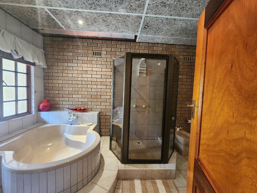 Commercial Property for Sale in Cashan North West